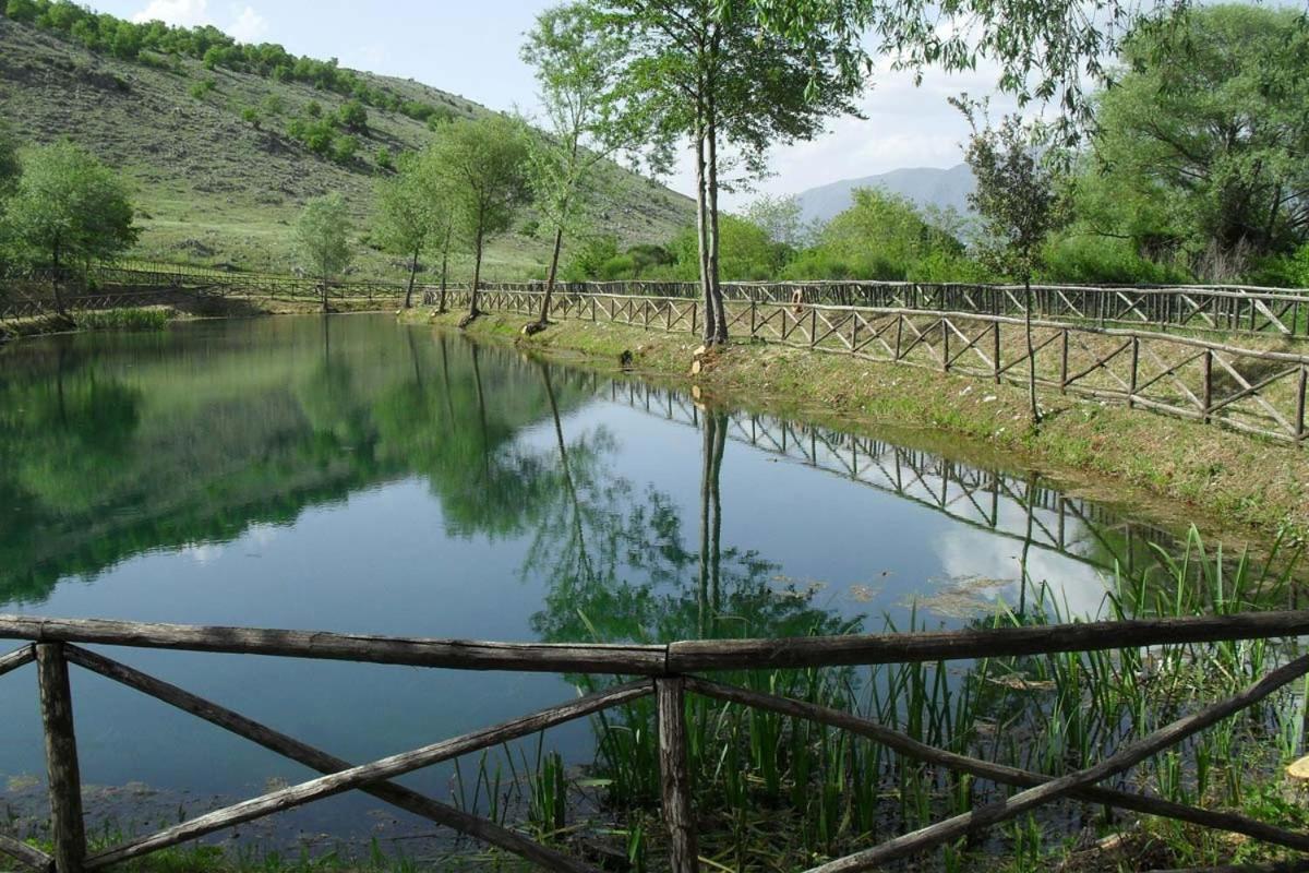 Villa Paradise Resort Gallicano nel Lazio Екстериор снимка