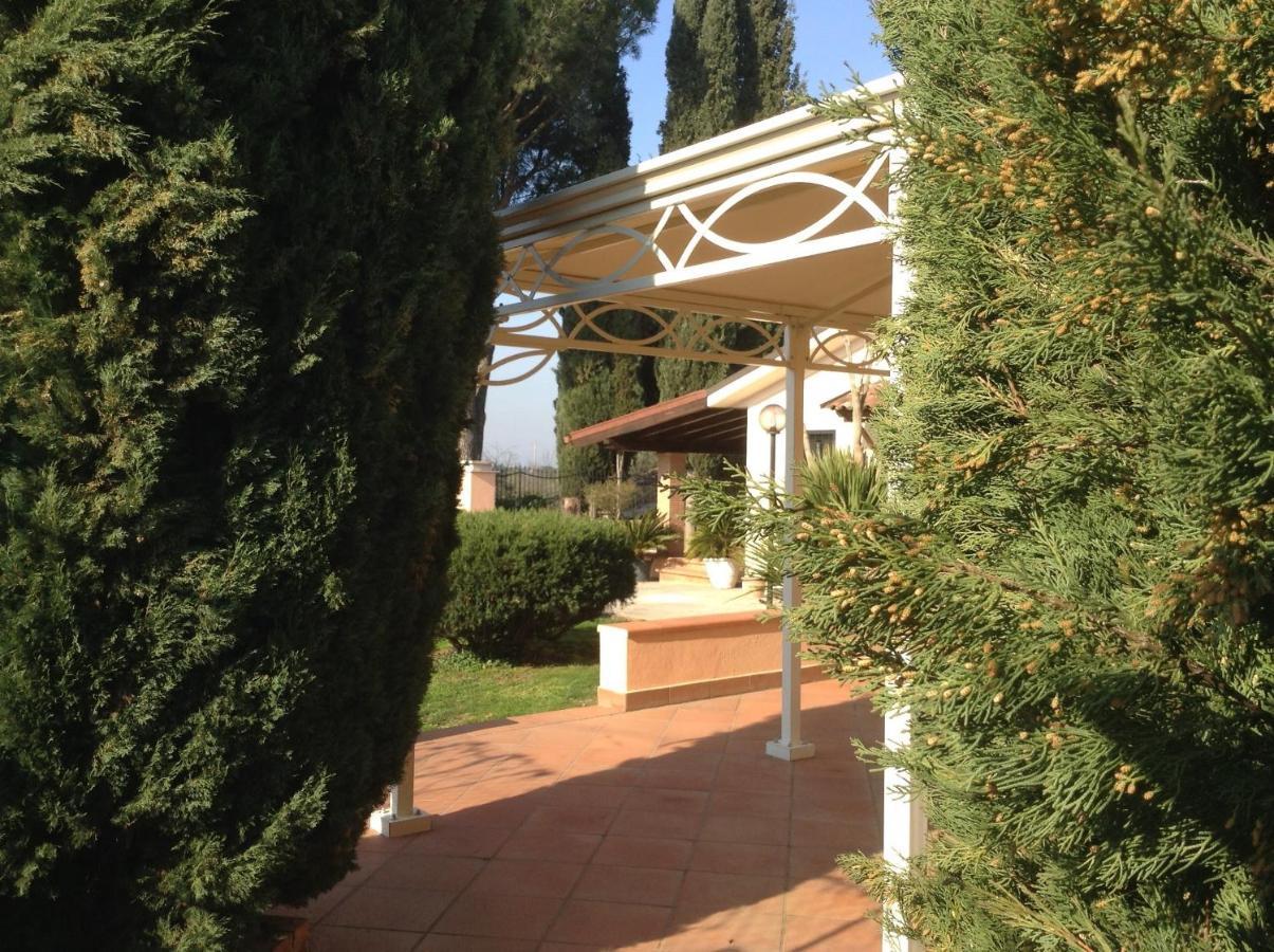 Villa Paradise Resort Gallicano nel Lazio Екстериор снимка