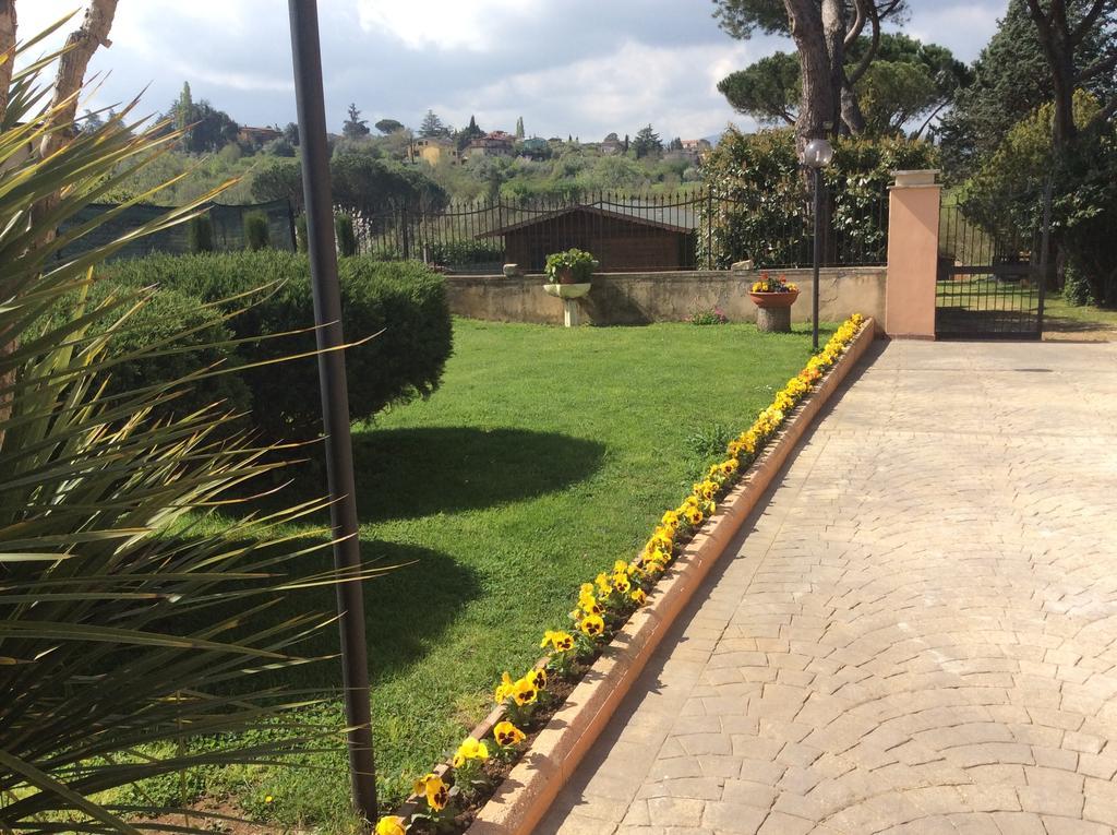 Villa Paradise Resort Gallicano nel Lazio Стая снимка